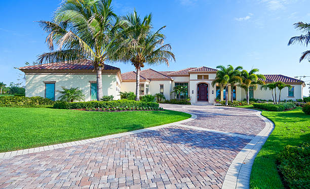 Best Driveway Pavers Near Me  in Earlham, IA